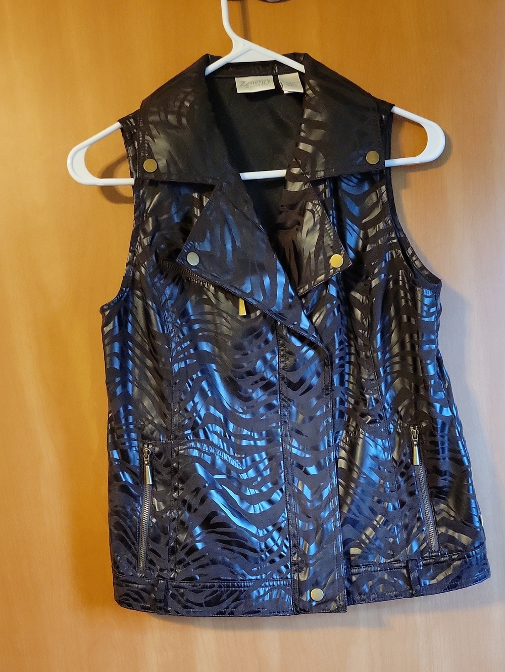Zenergy by Chicos zebra cargo vest